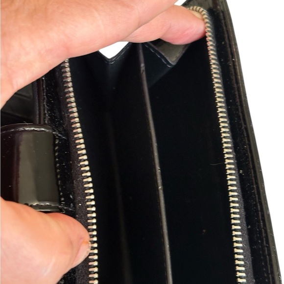 COPY - Chanel iconic patent black quilted wallet - Picture 9 of 16